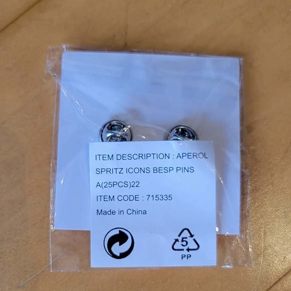 NEW Aperol Spritz 2022 Cocktail Bartender Pin Set - Picture 2 of 2